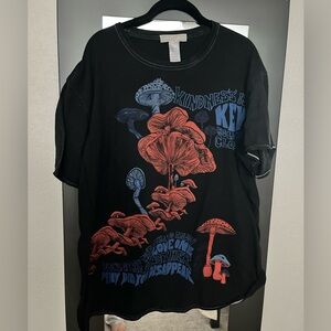 Oversized Tee with Mushroom 🍄